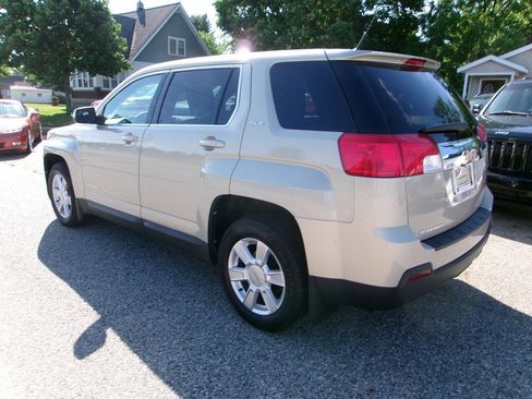 Used 2012 GMC Terrain SLE FWD image 4