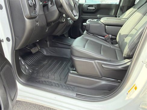 Certified 2025 Chevrolet Silverado 1500 W/T w/ WT Value Package image 9