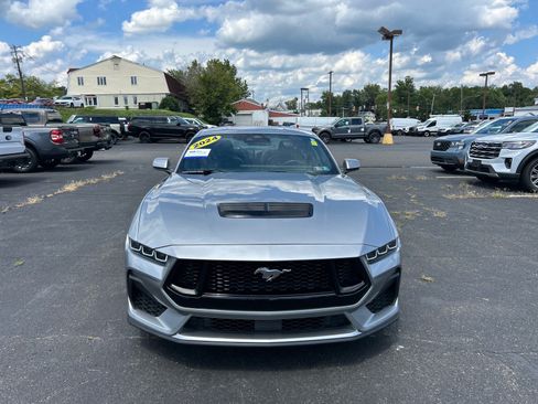 Used 2024 Ford Mustang GT Premium RWD image 15