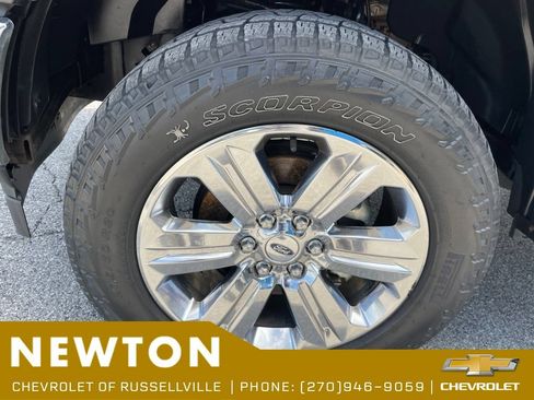 Used 2018 Ford F150 XLT w/ Equipment Group 302A Luxury AWD/4WD image 43
