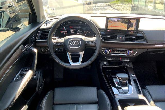 Certified 2025 Audi Q5 2.0T Premium Plus w/ Premium Plus Package AWD/4WD image 5