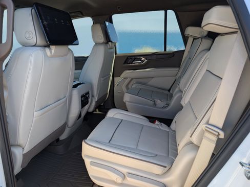 New 2026 GMC Yukon Denali w/ Advanced Technology Package image 15
