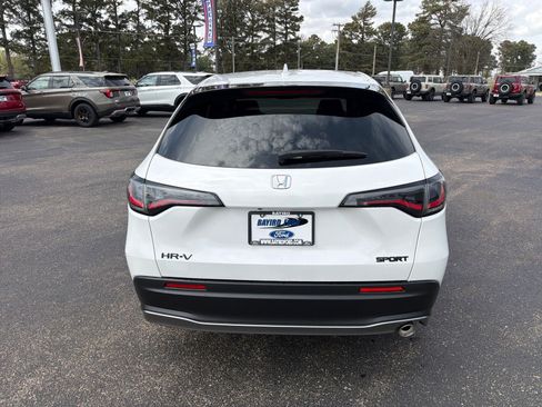 Used 2026 Honda HR-V Sport image 7