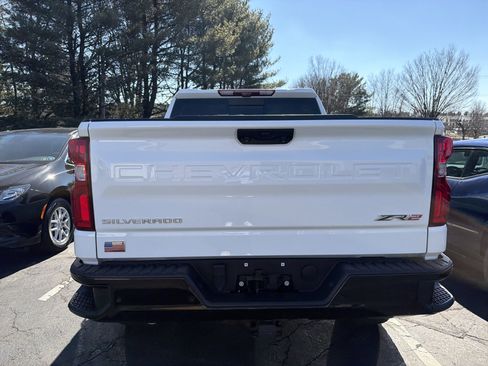 Used 2022 Chevrolet Silverado 1500 ZR2 w/ Technology Package image 5