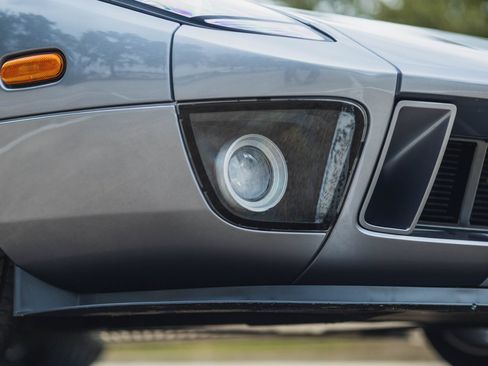 Used 2006 Ford GT RWD image 26
