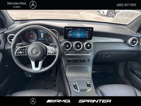 Used 2021 Mercedes-Benz GLC 300 image 21