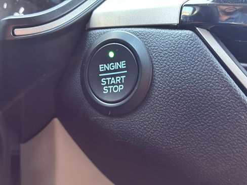 Used 2021 Ford Escape SE FWD image 34