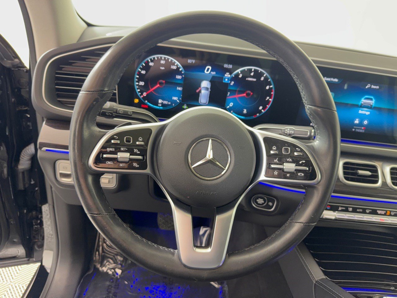 Used 2023 Mercedes-Benz GLE 350 image 10