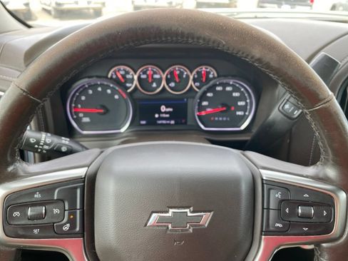 Used 2022 Chevrolet Silverado 1500 LT Trail Boss AWD/4WD image 28