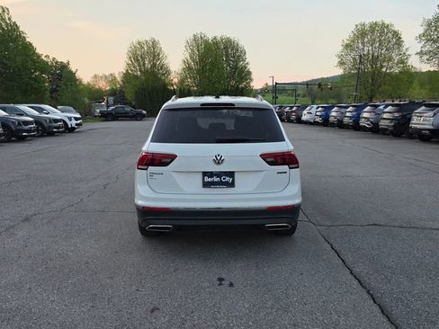 Used 2021 Volkswagen Tiguan SE AWD/4WD image 7