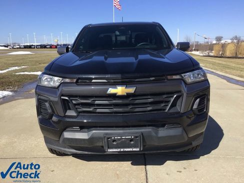 Used 2025 Chevrolet Colorado LT w/ Advanced Trailering Package image 9
