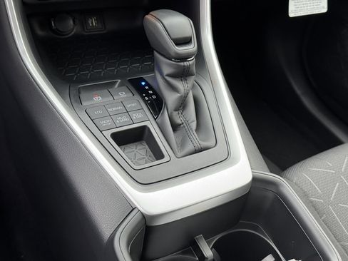 New 2025 Toyota RAV4 XLE image 19
