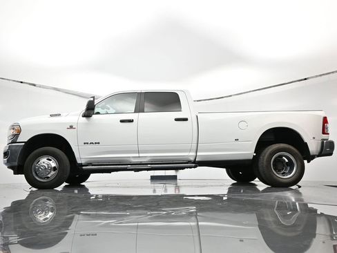 Used 2024 RAM 3500 Big Horn image 53