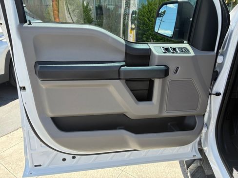 Used 2018 Ford F150 XL w/ Equipment Group 101A Mid AWD/4WD image 13