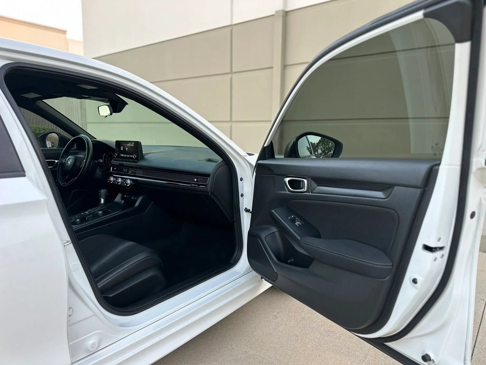 Used 2024 Honda Civic Sport image 13