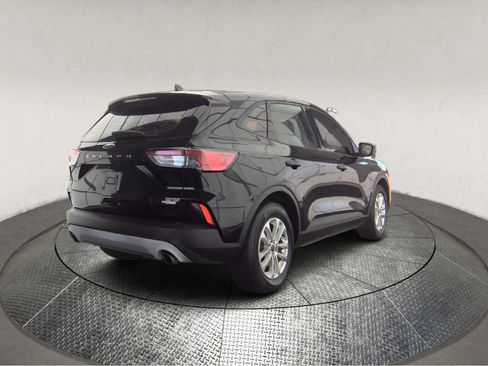 Used 2020 Ford Escape S image 2
