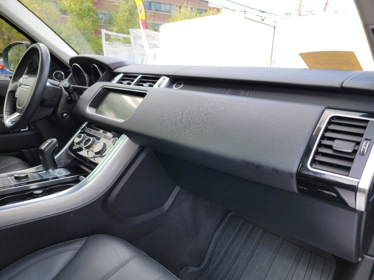Used 2017 Land Rover Range Rover Sport HSE AWD/4WD image 21