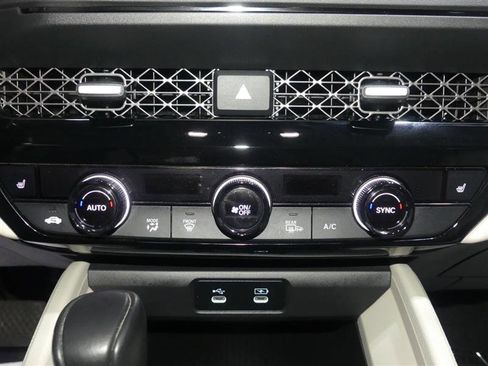 Used 2023 Honda Accord EX-L image 37