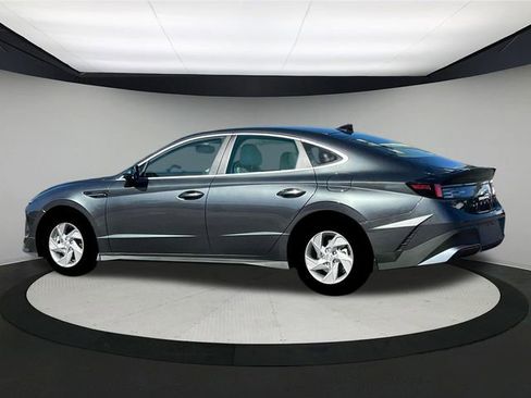 New 2025 Hyundai Sonata SE image 4