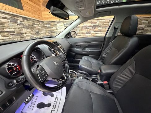 Used 2017 Mitsubishi Outlander Sport GT AWD/4WD image 33