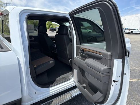 New 2026 Chevrolet Silverado 3500 High Country w/ High Country Premium Package AWD/4WD image 26