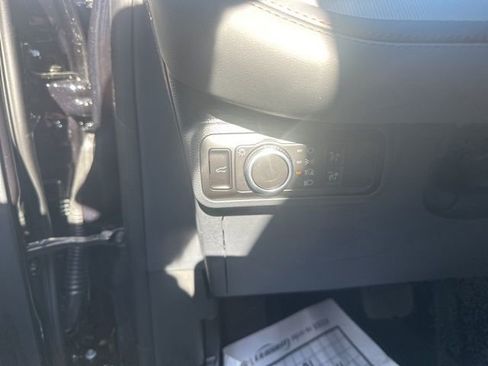 New 2026 Ford Explorer Active RWD image 18