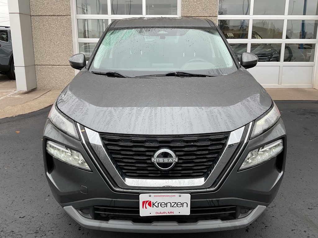 Used 2022 Nissan Rogue SV AWD/4WD image 2