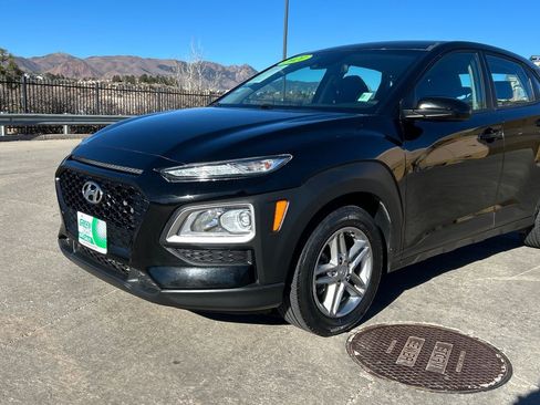 Used 2021 Hyundai Kona SE image 17