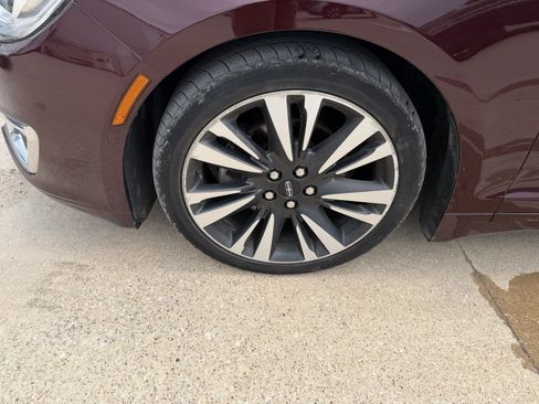 Used 2018 Lincoln MKZ Select w/ Technology Package AWD/4WD image 36