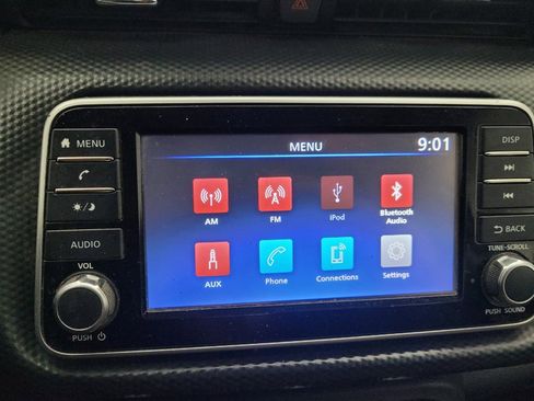 Used 2022 Nissan Kicks S FWD image 25