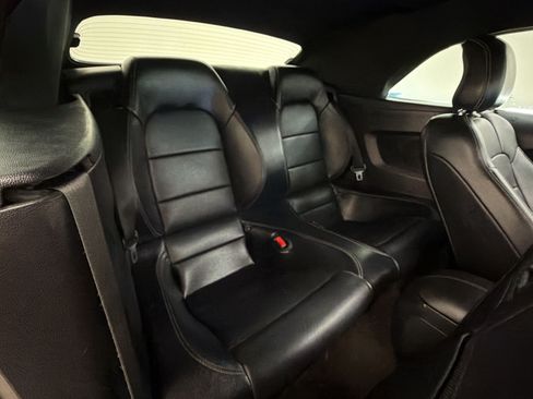 Used 2017 Ford Mustang GT Premium RWD image 30