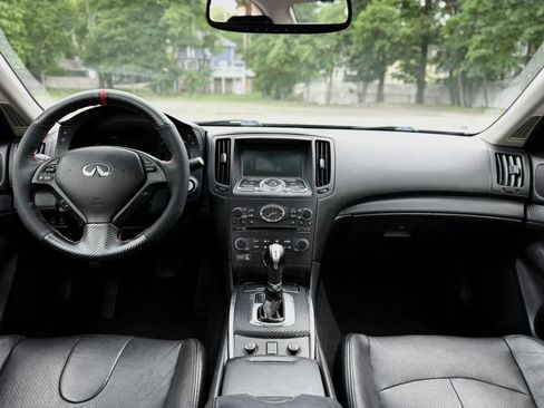 Used 2013 INFINITI G37 x Sedan w/ Premium Pkg AWD/4WD image 9