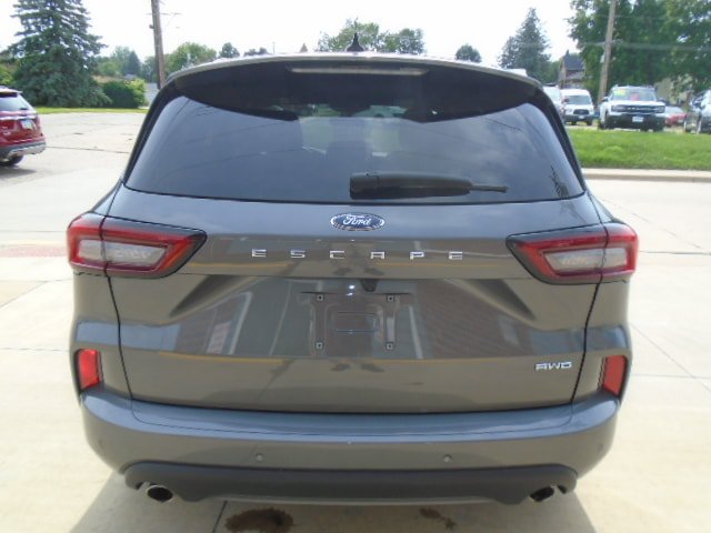 Used 2023 Ford Escape ST-Line Select w/ Tech Pack #2 AWD/4WD image 5