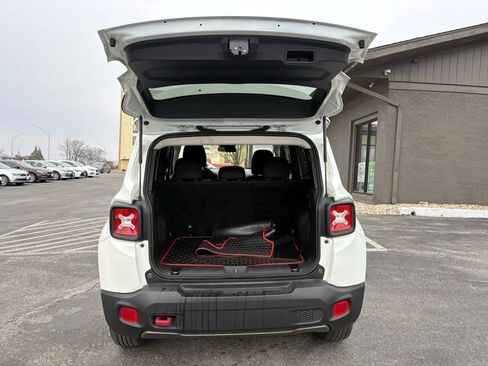 Used 2020 Jeep Renegade Trailhawk w/ Cold Weather Group image 10