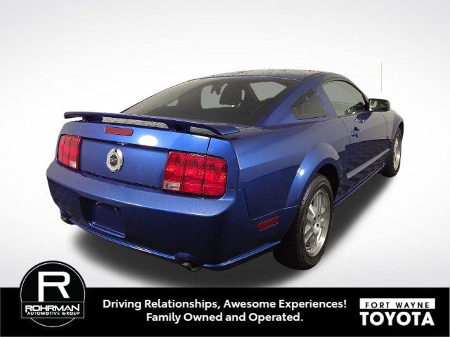Used 2007 Ford Mustang GT RWD image 6