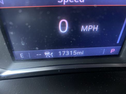 Used 2023 Chevrolet Blazer LT w/ Convenience Package image 4