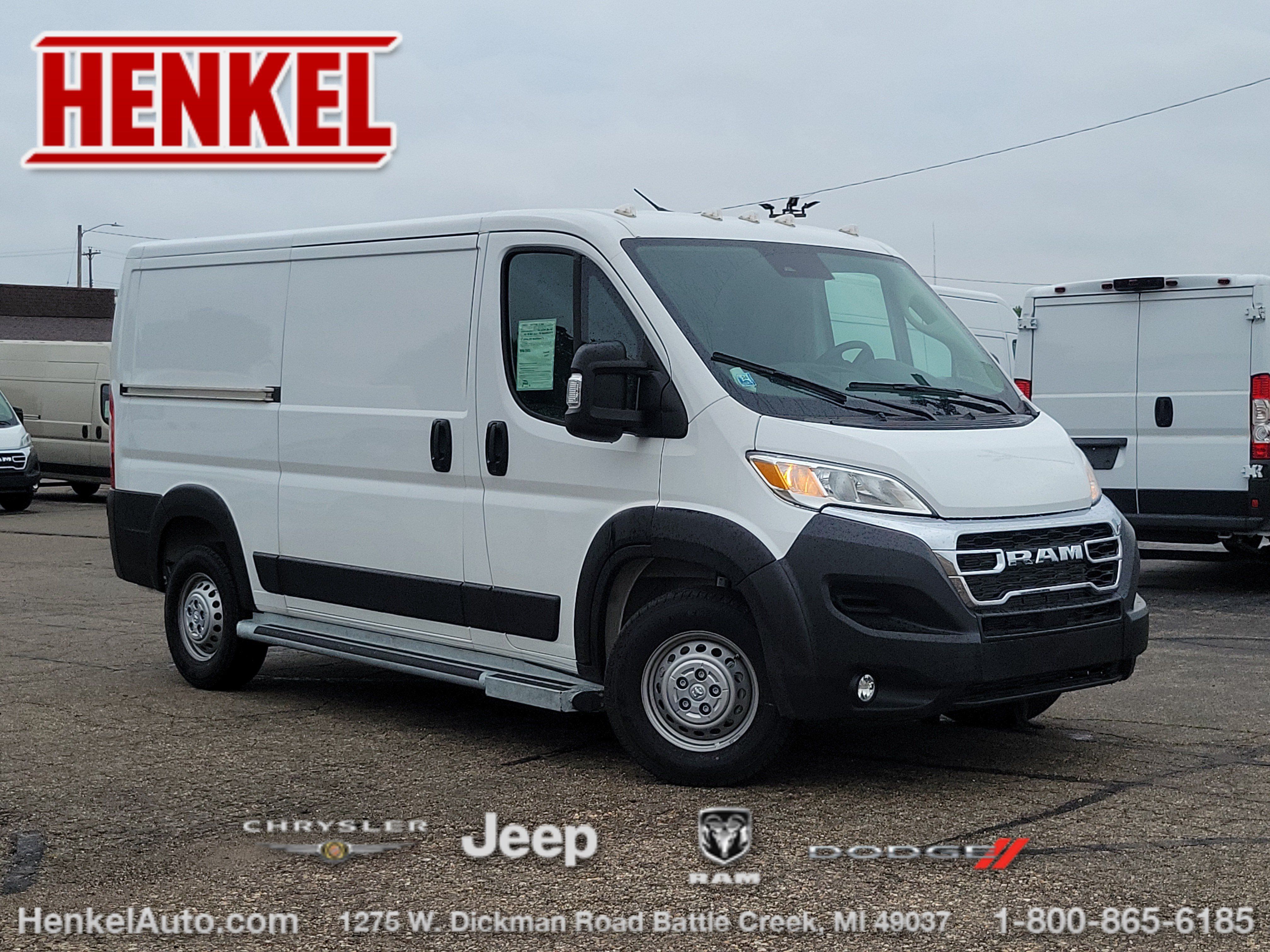 Used 2025 RAM ProMaster 2500 w/ U-Haul Equipment Group FWD image 1
