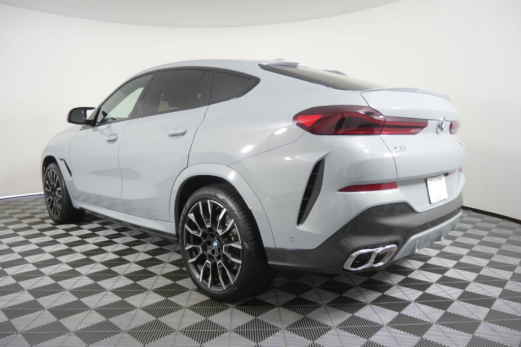 Certified 2026 BMW X6 M60i AWD/4WD image 7