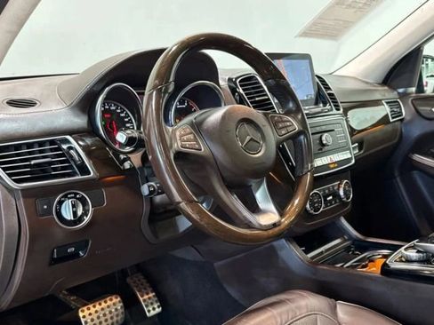 Used 2018 Mercedes-Benz GLE 43 AMG 4MATIC w/ Premium 3 Package image 14