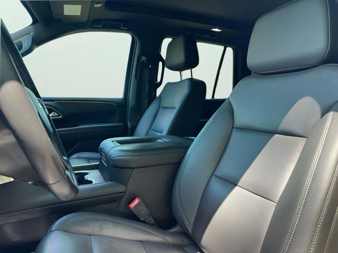 Used 2023 Chevrolet Tahoe LT w/ LT Signature Plus Package image 12