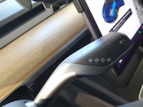 Used 2021 Tesla Model 3 Long Range image 22