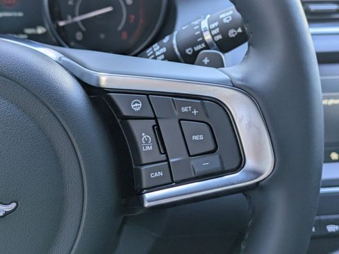 Certified 2020 Jaguar E-PACE AWD/4WD image 20
