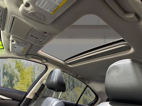 Used 2014 INFINITI Q50 AWD w/ Moonroof Package image 19