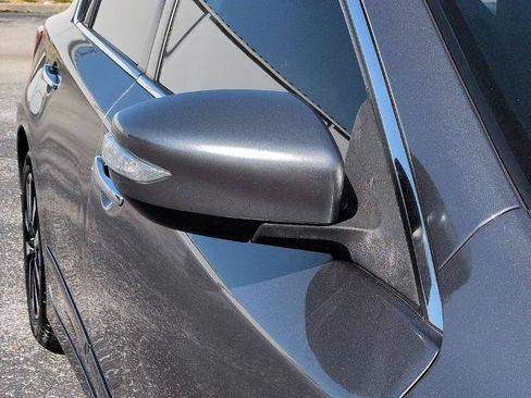Certified 2018 Nissan Altima 2.5 SV w/ 2.5 SV Technology Package FWD image 12