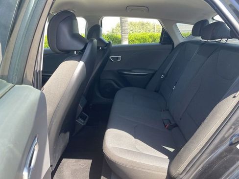 Used 2025 Kia K4 FWD image 23