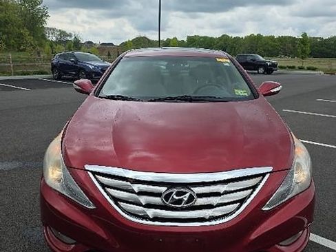 Used 2011 Hyundai Sonata Limited FWD image 2