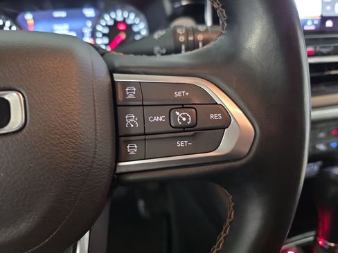 Used 2022 Jeep Compass Limited image 13