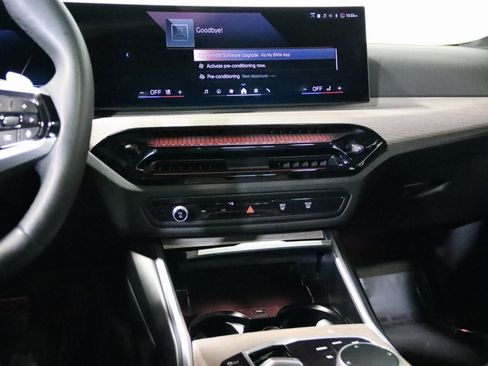 Used 2025 BMW 330i xDrive Sedan image 44