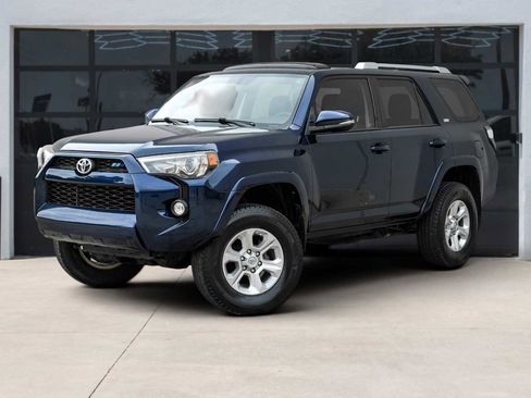 Used 2017 Toyota 4Runner SR5 Premium AWD/4WD image 1