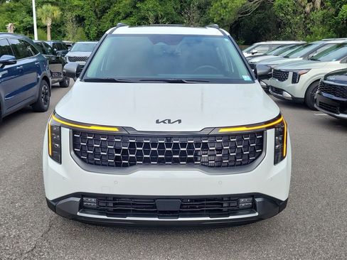 New 2026 Kia Carnival SX w/ SX Dark Edition Package FWD image 2
